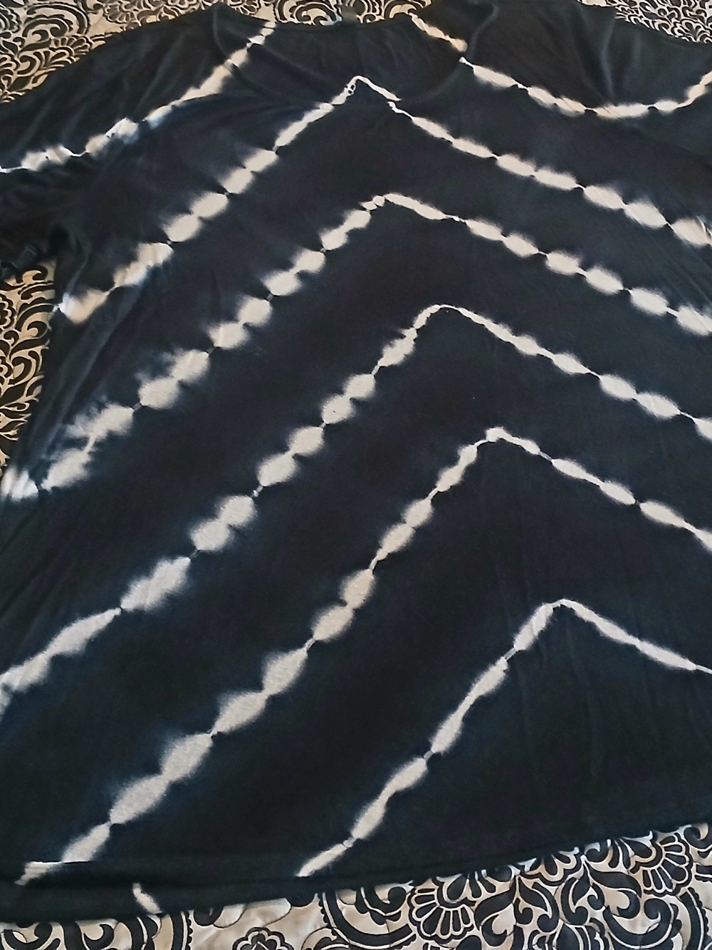 Black Tie-Dye Chevron Tee